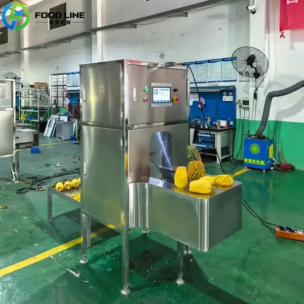 pineapple-peeling-coring-machine-02 Pineapple peeling and coring machine producing uniform cylinders